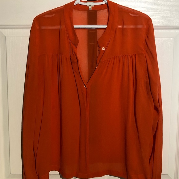 100% Silk Never Worn Wilfred Blouse from Aritzia size: L - Picture 1 of 3